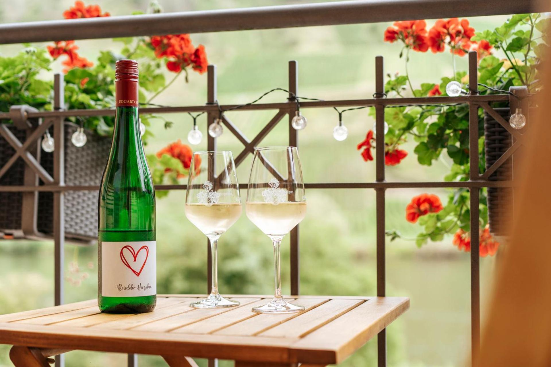 Weingut Eduard Kroth Briedel Exterior foto